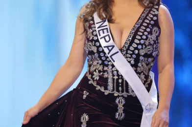 “Miss Universe Finalist Overcomes Body Shaming with Grace and Resilience”